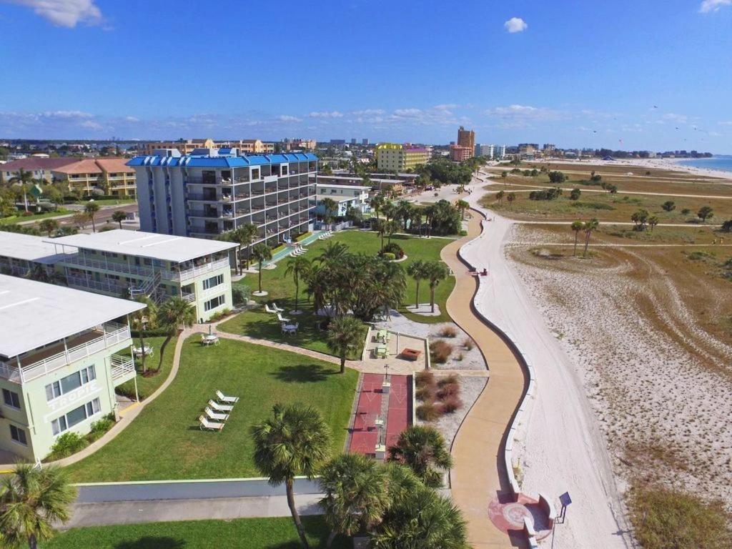 Tropic Terrace #41 - Beachfront Resort St. Pete Beach Exterior photo