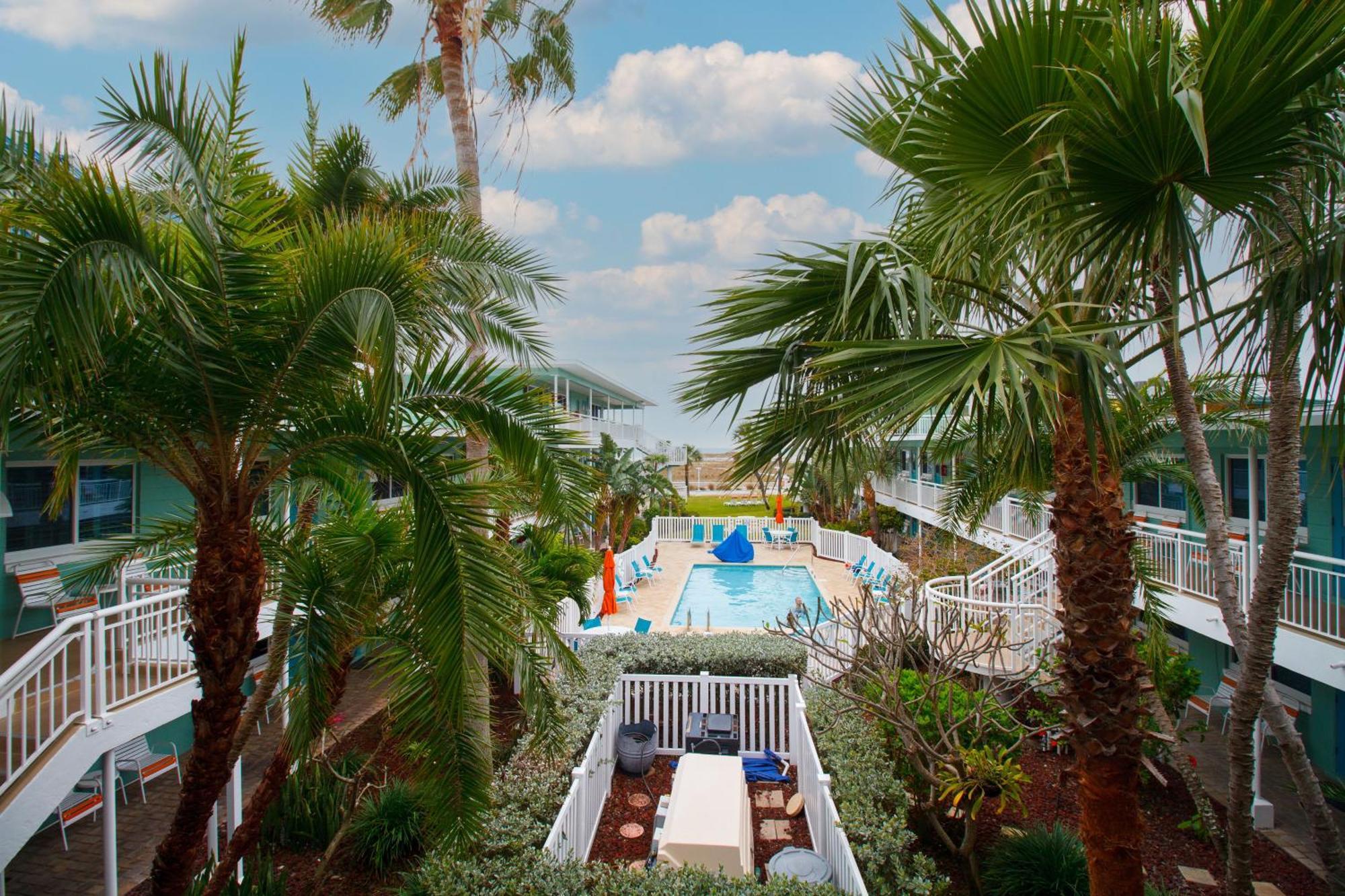 Tropic Terrace #41 - Beachfront Resort St. Pete Beach Exterior photo